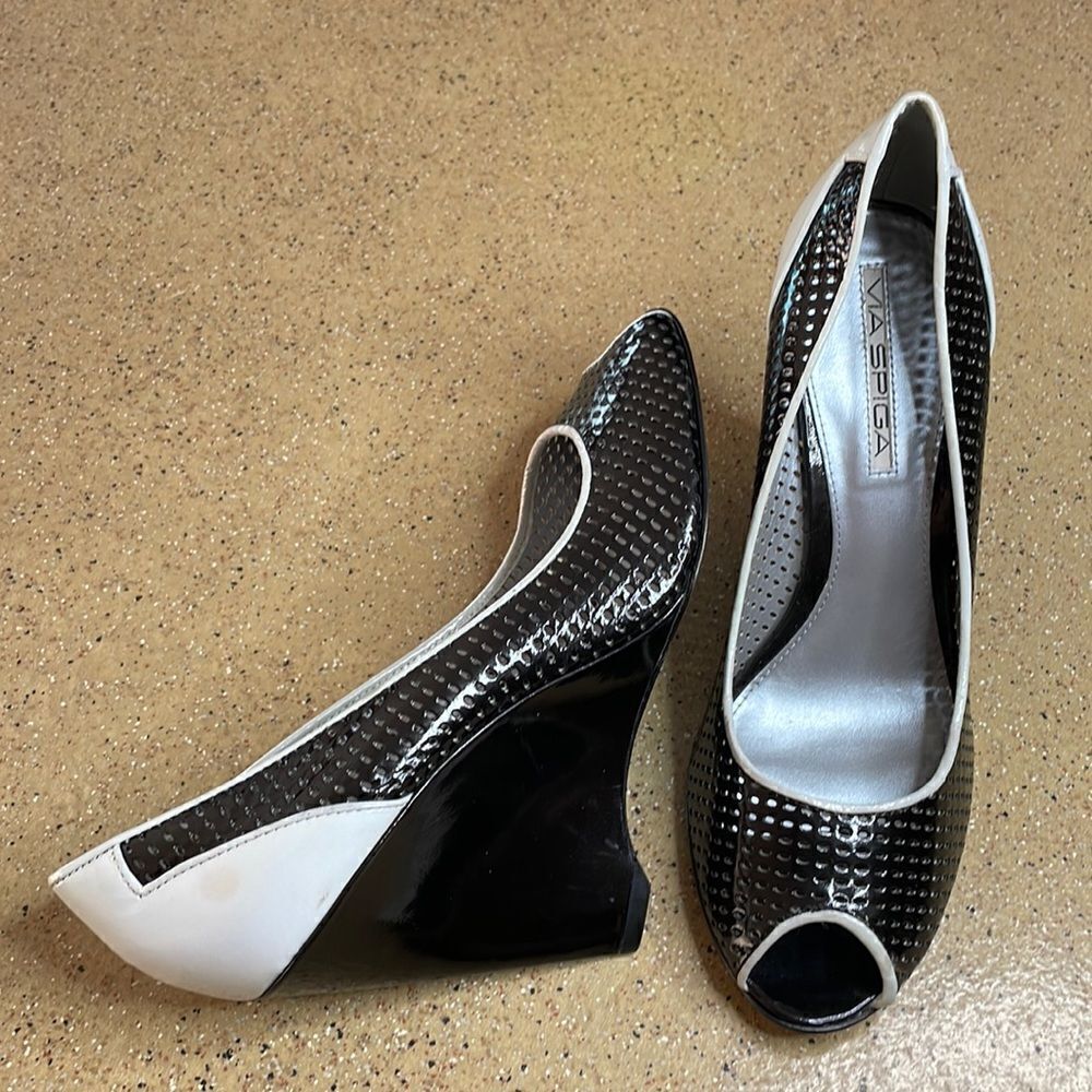 Via Spiga black and white perforated leather open toe wedges